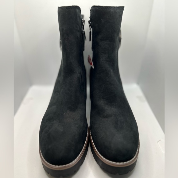 NWT Blondo Dakota Waterproof Ankle Boot. Color: Black Nubuck Size: 8 - Picture 9 of 12